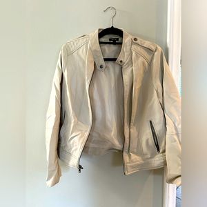 Off white imitation leather. Apartment 9 size M